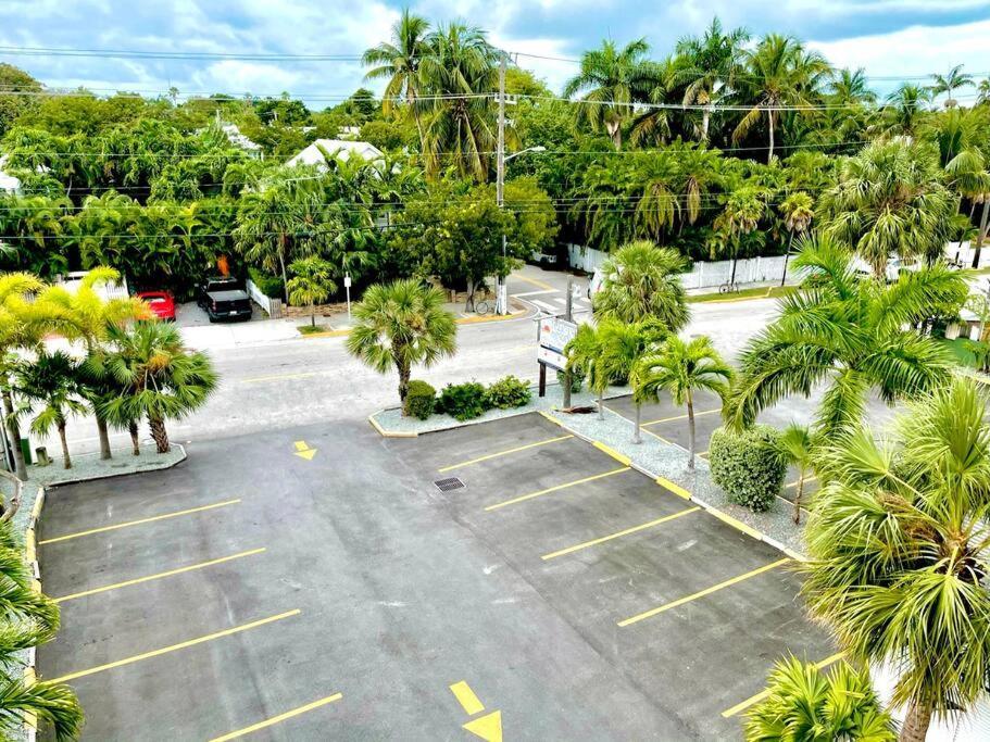 キーウェスト St Kitts - Downtown Waterfront Penthouse Pool Dock Parkingヴィラ エクステリア 写真