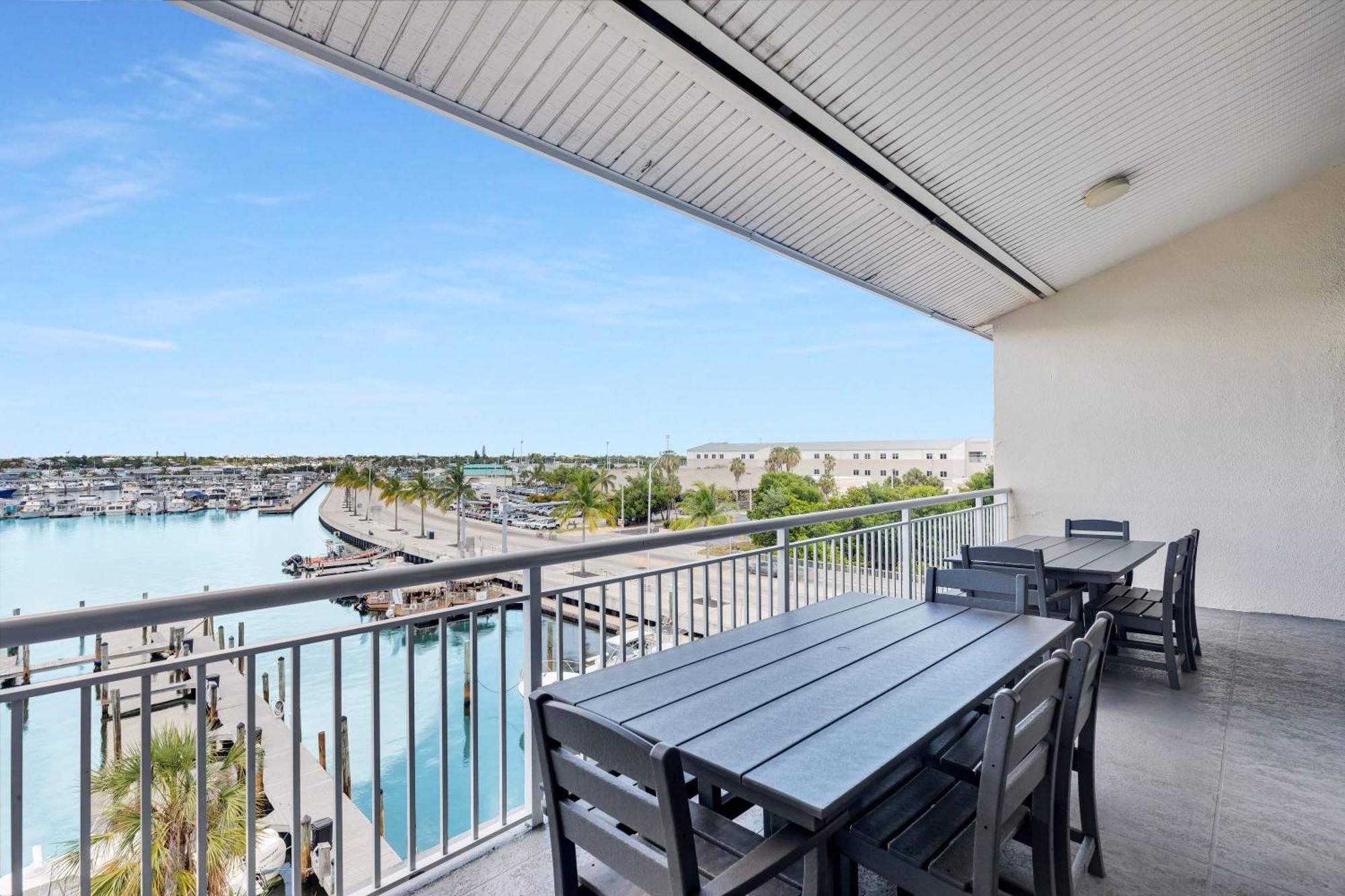 キーウェスト St Kitts - Downtown Waterfront Penthouse Pool Dock Parkingヴィラ エクステリア 写真