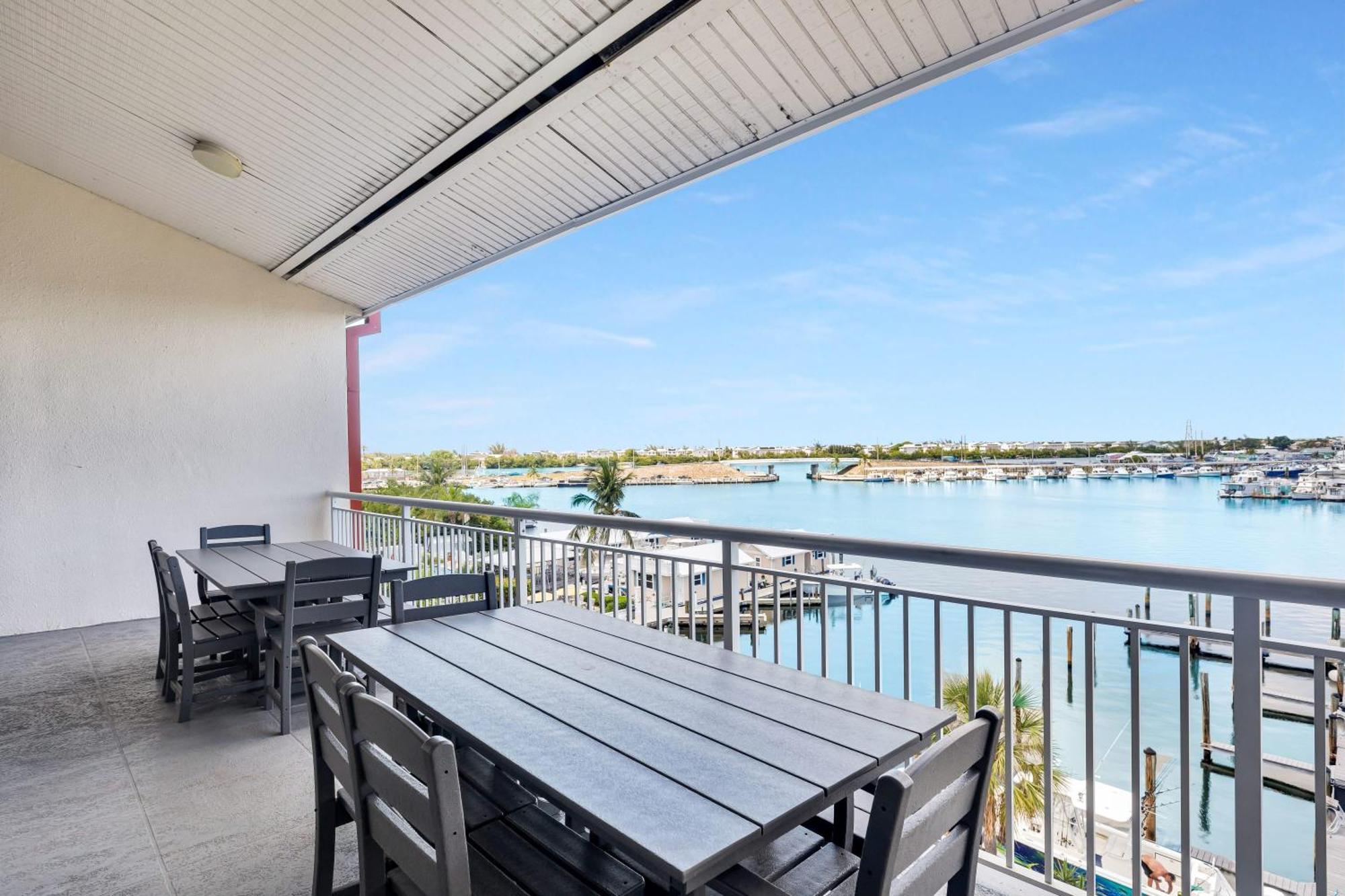 キーウェスト St Kitts - Downtown Waterfront Penthouse Pool Dock Parkingヴィラ エクステリア 写真